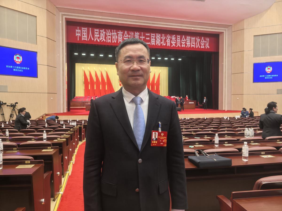 开云注册平台-湖北省政协委员刘萌：建议打造“楚超”球赛品牌，培育赛事经济